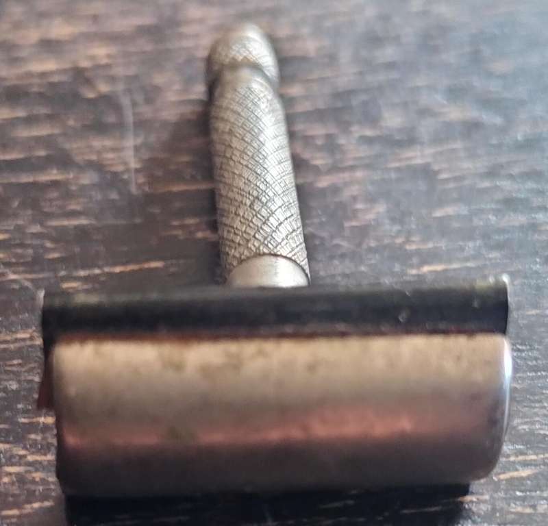 Vintage Laurel miniature razor (Made in England)