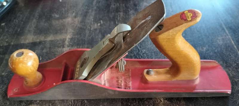 Vintage wood plane - Stanley No 5 - Made in England (Red bodied))