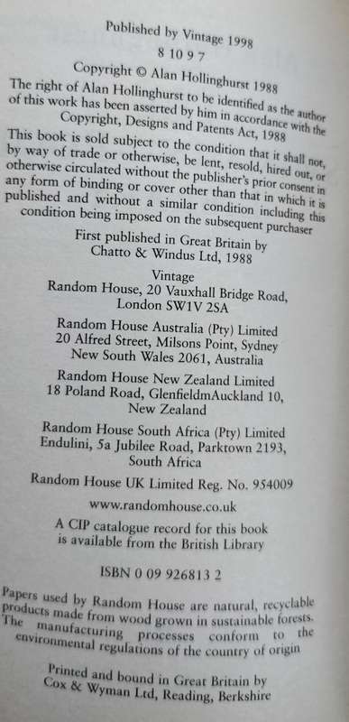 The swimming pool library (Hollinghurst 1999) - paperback