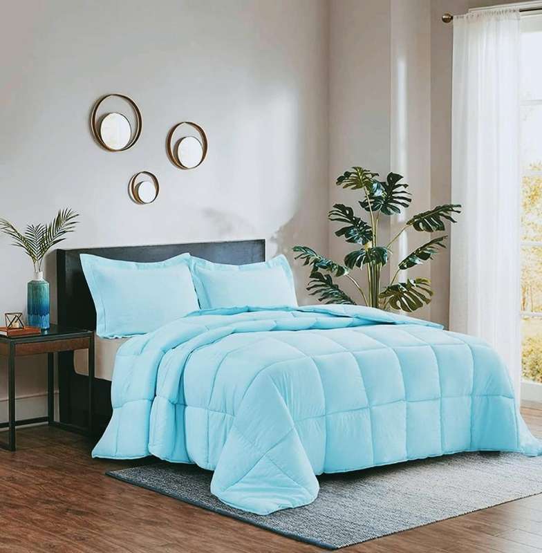 5pc Comforter Set Queen Light Blue