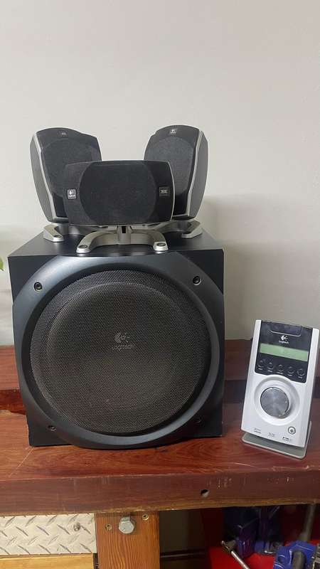 Logitech Z-5500
