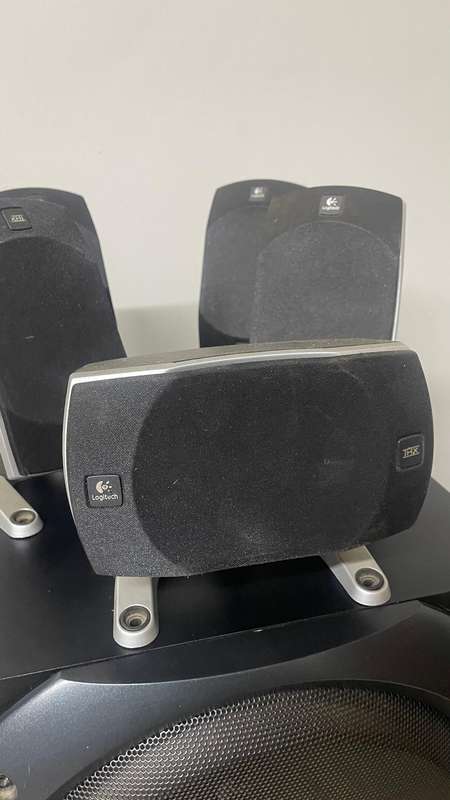 Logitech Z-5500