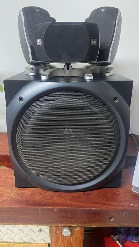 Logitech Z-5500
