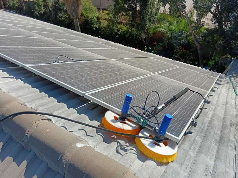 Pro Solar Panel Cleaning machine