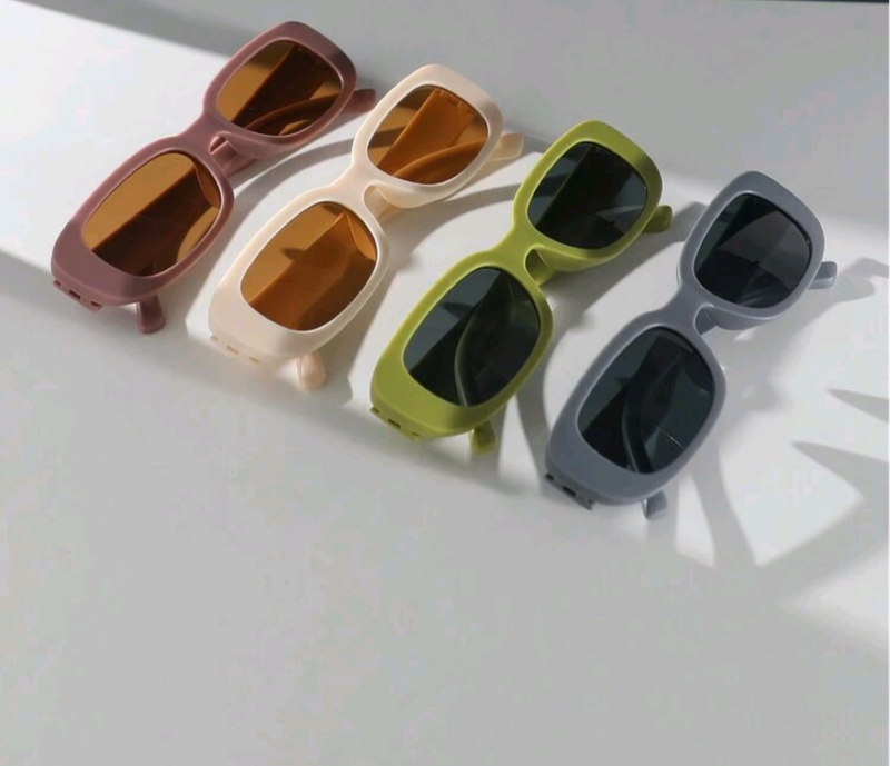 4pcs Fashionable Sunglasses Set