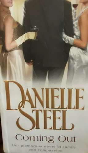BOOKS -  Coming Out , Danielle Steel