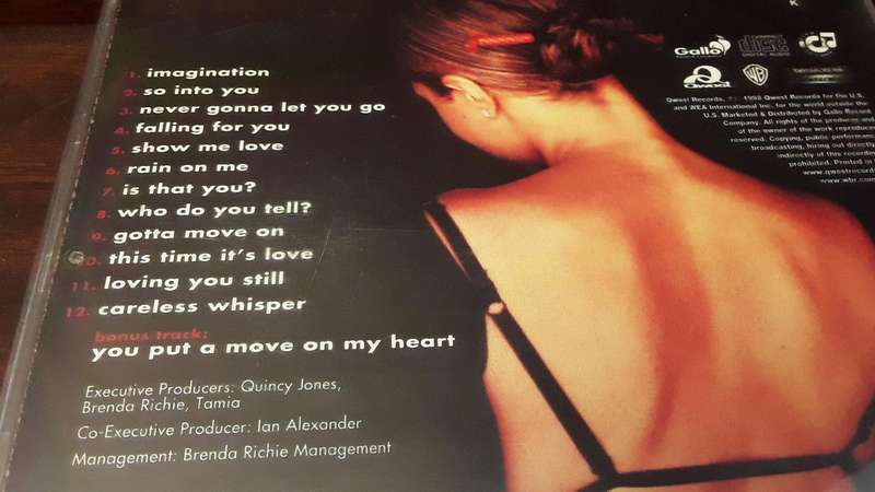 CD music  : Tania