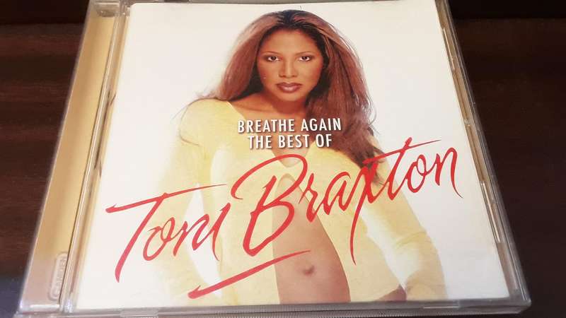 CD music  : Toni Braxton