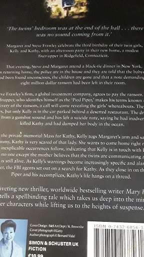 BOOKS -  Two Little Girls in Blue , Mary Higgins Clark