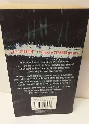 Book :  In Silence - Erica Spindler