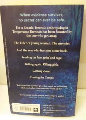 Book : Bones Never Lie - Kathy Reichs