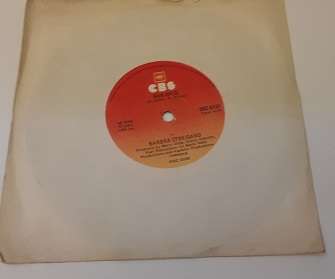 Vinyl Record  - 7" , Barbara Streisand  , woman in love - good condition