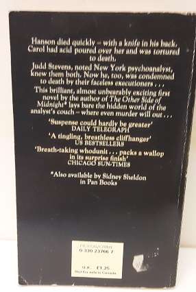 Books   -  The naked face , Sydney Sheldon