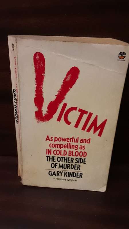 Book -  Victim The other side of Murder , Gary Kinder