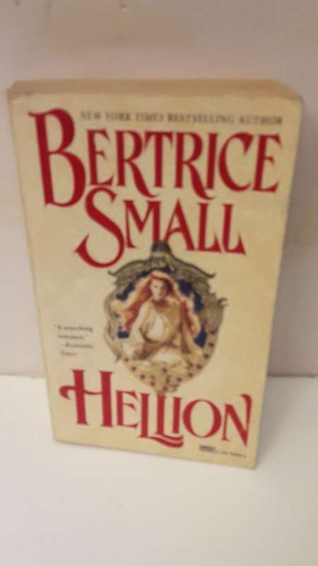 BOOK -  Hellion - Bertrice Small