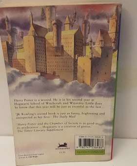 Books -  Harry Potter and the Chamber of Secrets - J K Rowling