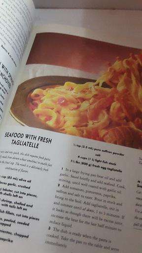 Book : The New Pasta Cookbook , Joanne Glynn
