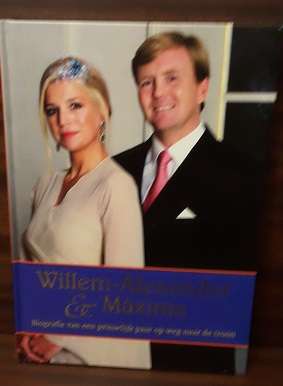 BOOKS -  Willem-Alexander & Maxima in Dutch Nederland
