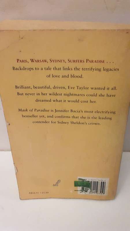 Book : Mask of paradise , Jennifer Bacia