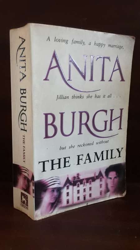BOOKS - The Family , Anita Burgh