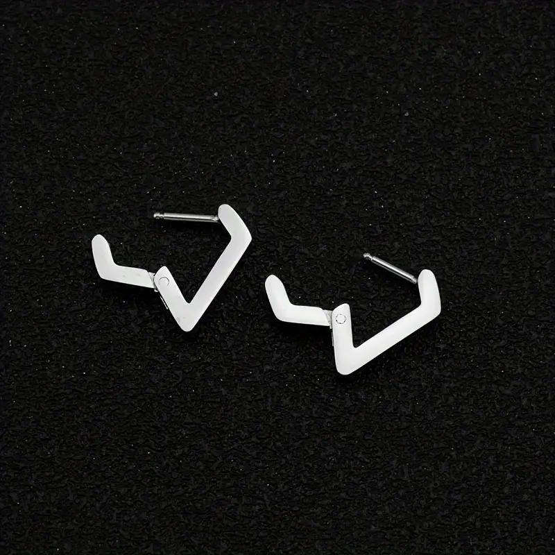 stainless steel earrings- geometric earrings- tarnish-resistant earrings- everyday wear earrings