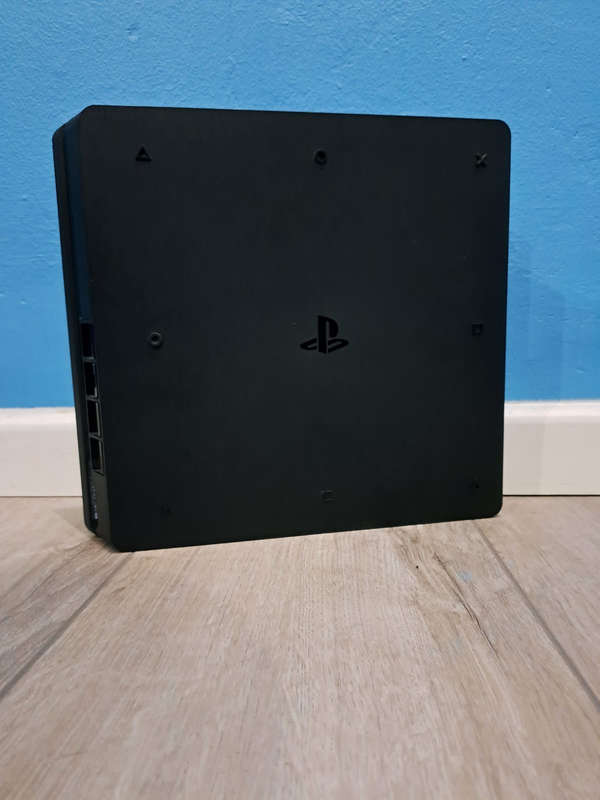 PS4 Console Bundle
