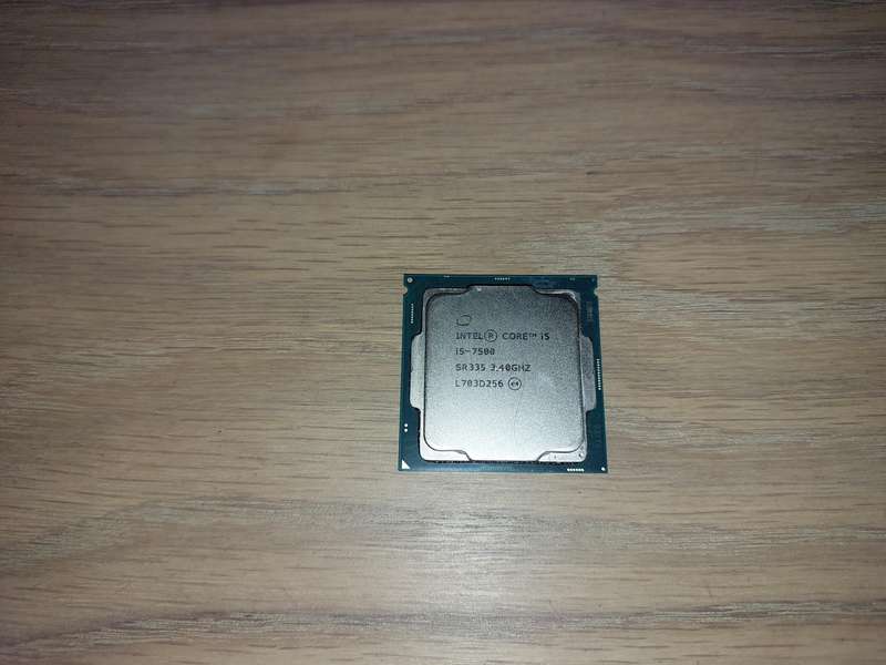 Intel Core i5-7500 3.4 GHz Quad Core 14nm Kaby Lake Socket LGA1151 Desktop CPU