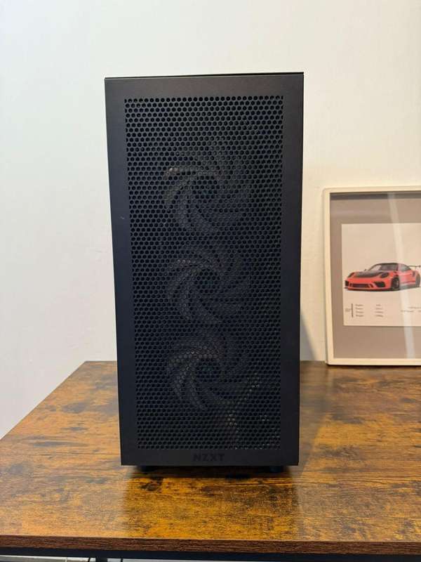 Custom Build gaming PC