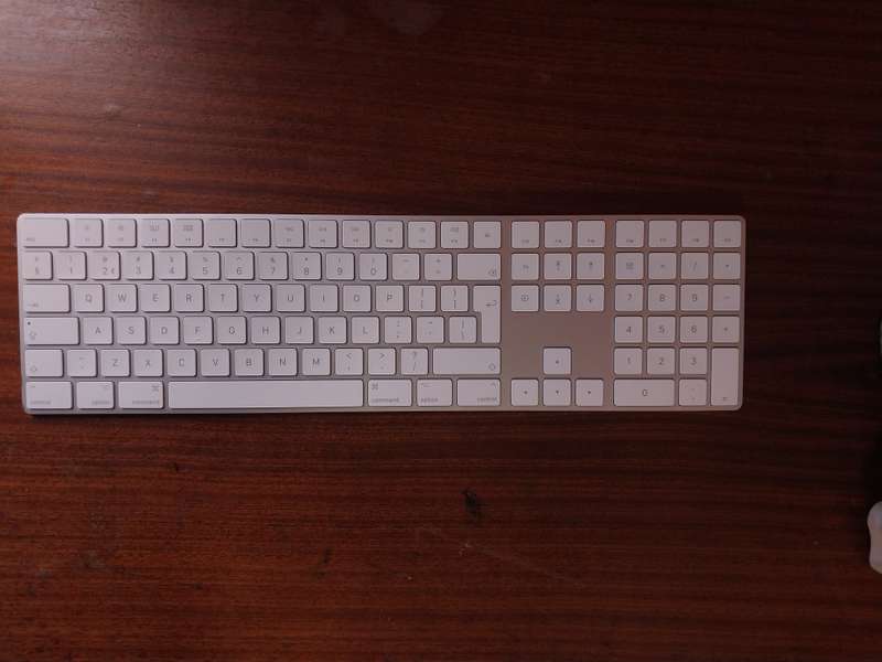 WIRELESS APPLE MAGIC KEYBOARD A1843 MODEL
