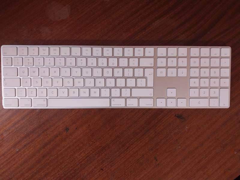 WIRELESS APPLE MAGIC KEYBOARD A1843 MODEL