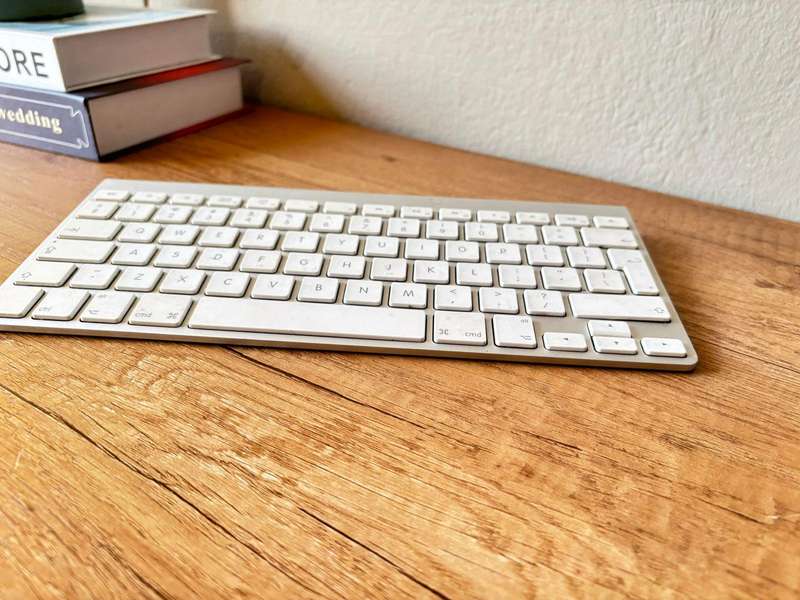 Apple Magic Keyboard (1st Gen)  Wireless