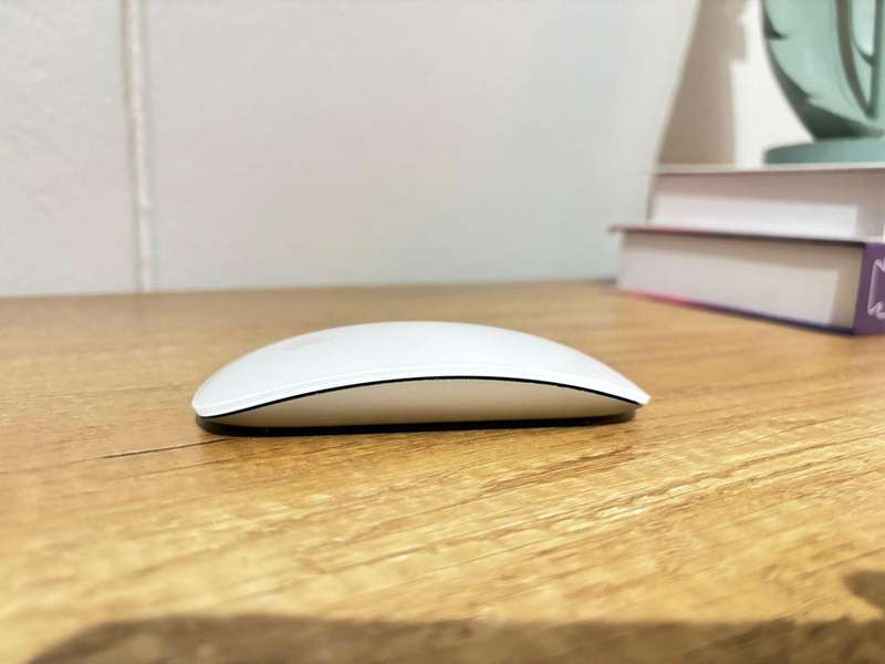 Apple Magic Mouse 2  Wireless & Rechargeable (White)