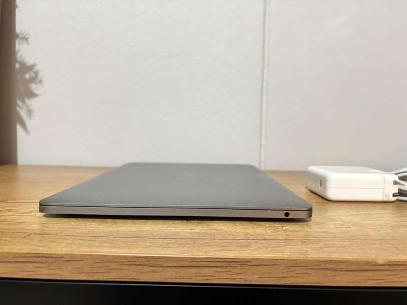 Apple MacBook Pro 13" (2017)  Retina Display, Core i5, 8GB RAM, 128GB SSD  Excellent Condition