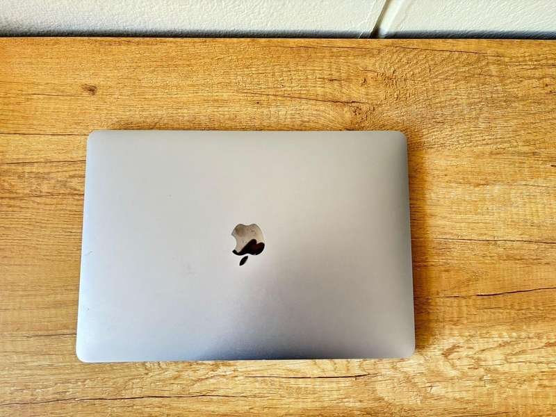Apple MacBook Pro 13" (2017)  Retina Display, Core i5, 8GB RAM, 128GB SSD  Excellent Condition