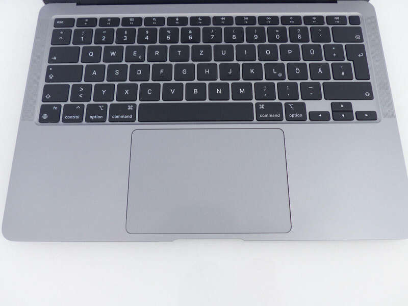 Apple MacBook Air 13" M1 Chip | 256GB SSD | Space Grey 2020 Model