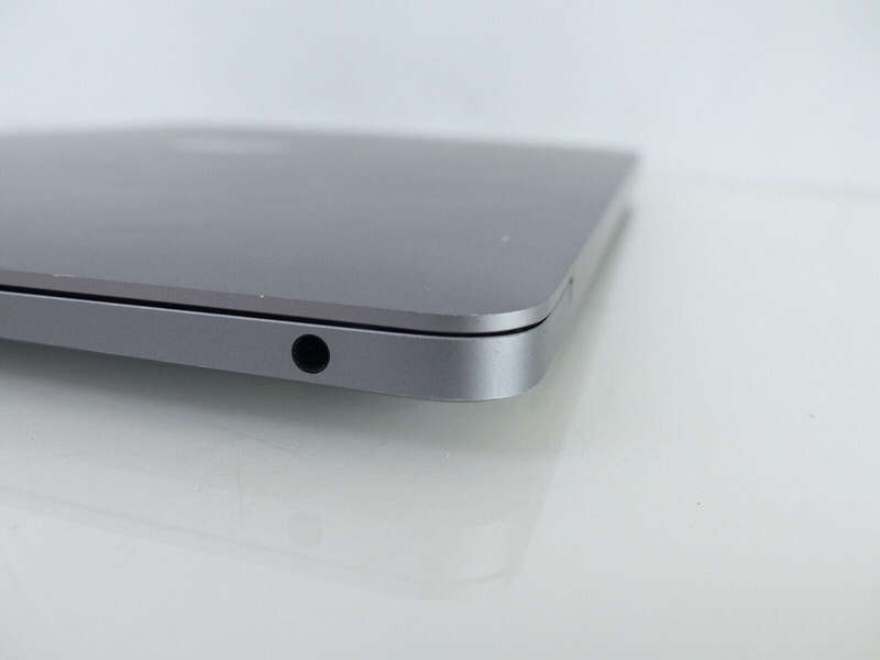 Apple MacBook Air 13" M1 Chip | 256GB SSD | Space Grey 2020 Model