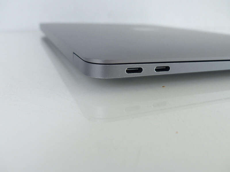 Apple MacBook Air 13" M1 Chip | 256GB SSD | Space Grey 2020 Model