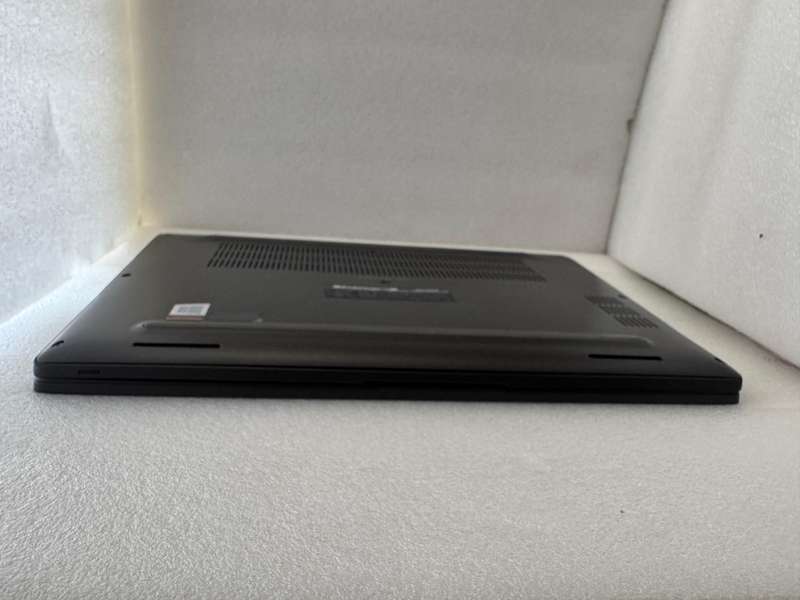 Dell lattitude 7300