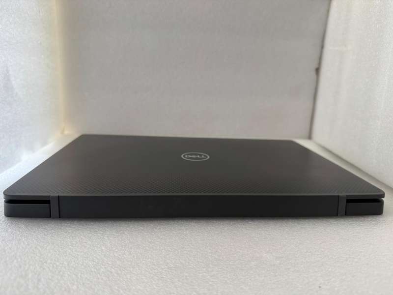 Dell lattitude 7300