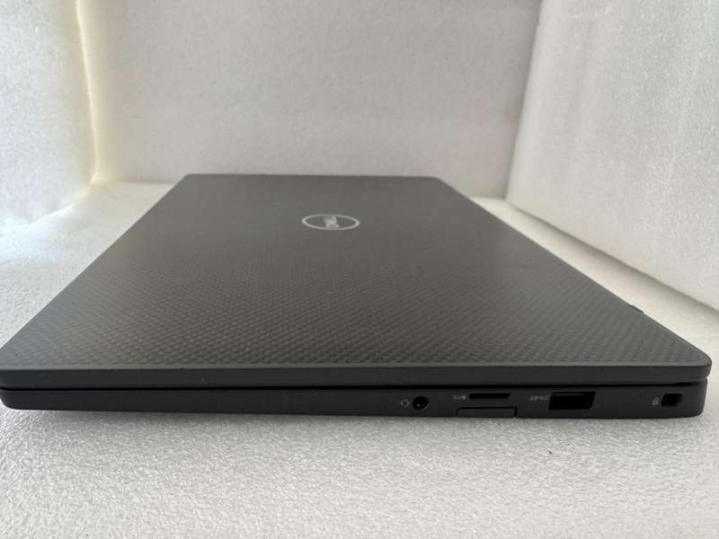 Dell lattitude 7300