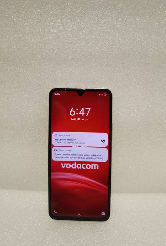 vivo cellphone V25e MINT CONDITION