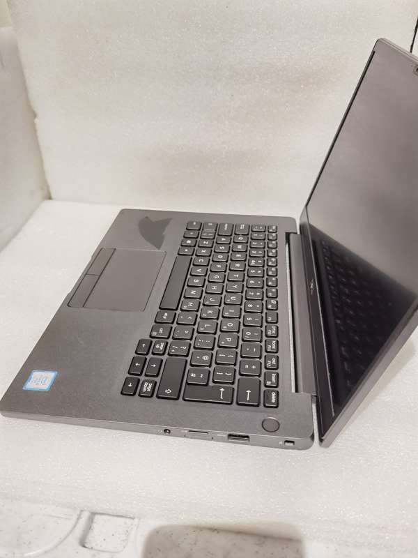 Dell lattitude 7300