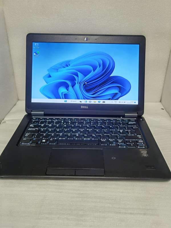 Dell Latitude E7250