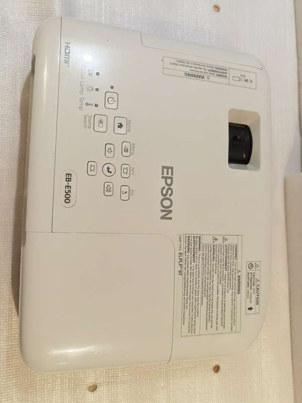 epson projector Epson XGA projector, 3300 lumens EB-E500