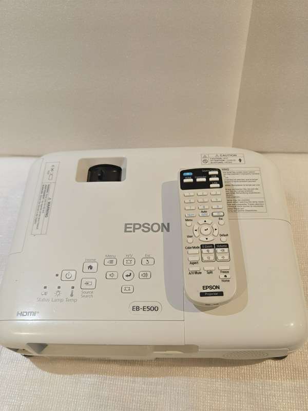 epson projector Epson XGA projector, 3300 lumens EB-E500