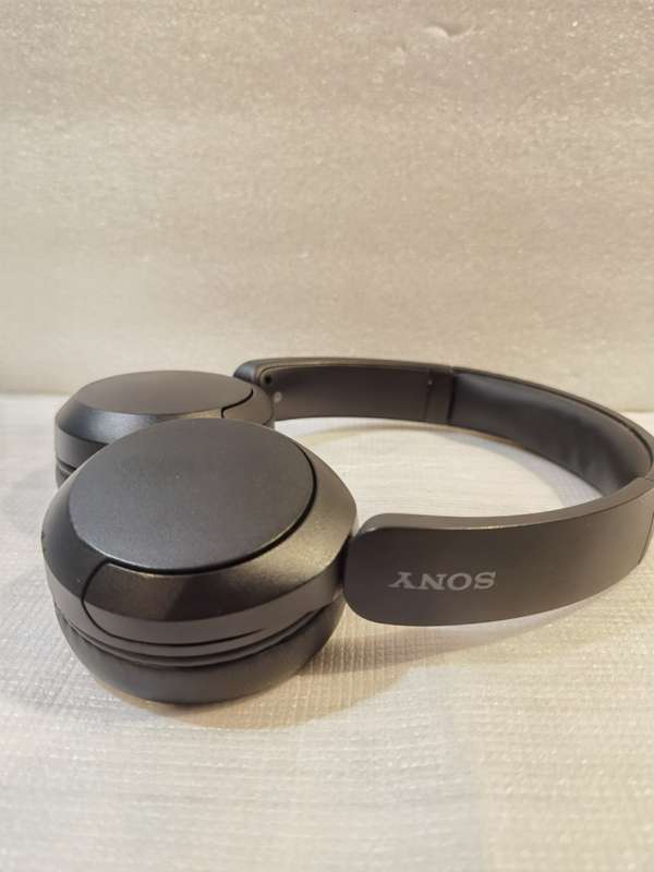 sony headphones wh-ch520