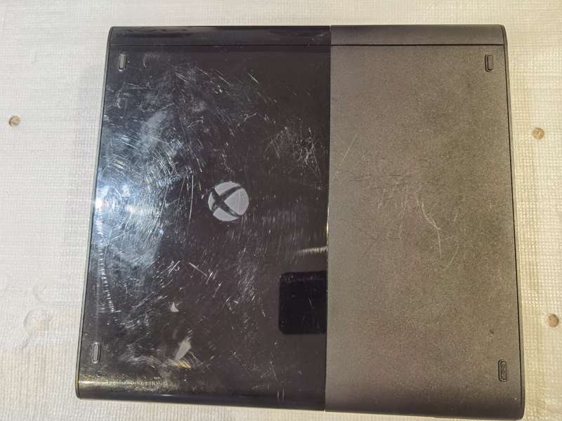 Xbox 360 E