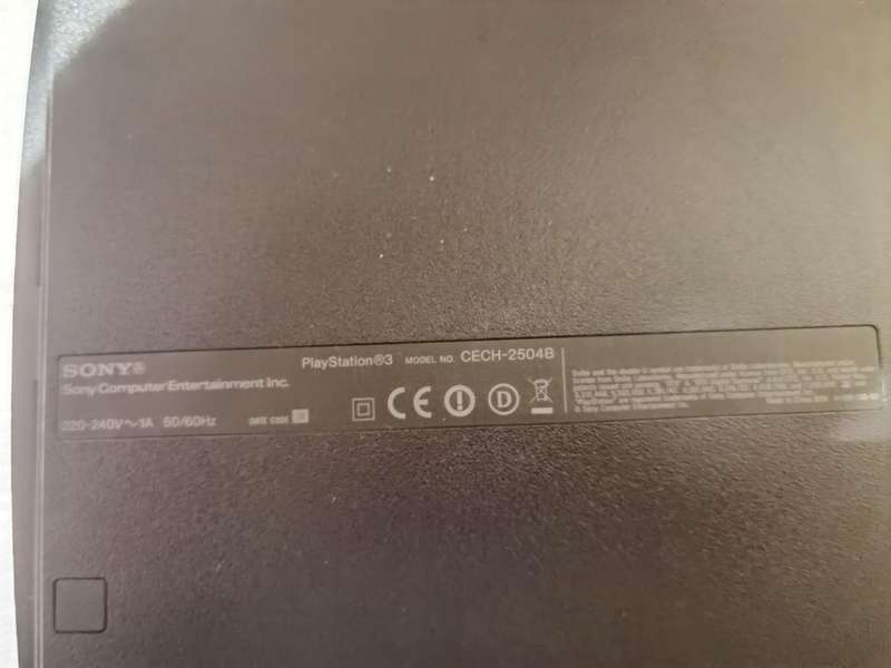 PS3 CECH 2504B