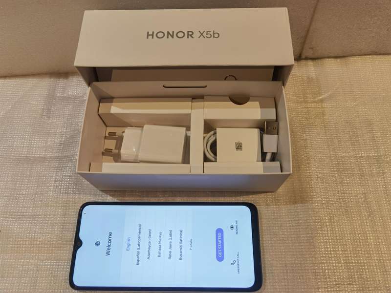HONOR X5B MINT CONDITION