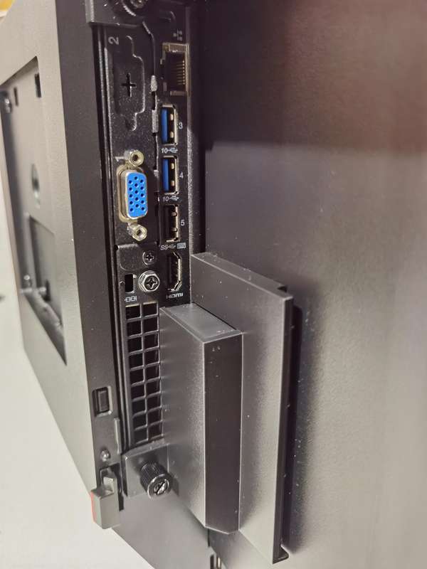 lenovo think centre TIO22 GEN 3